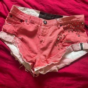 One teaspoon pink blackbird bandits with spike detailing